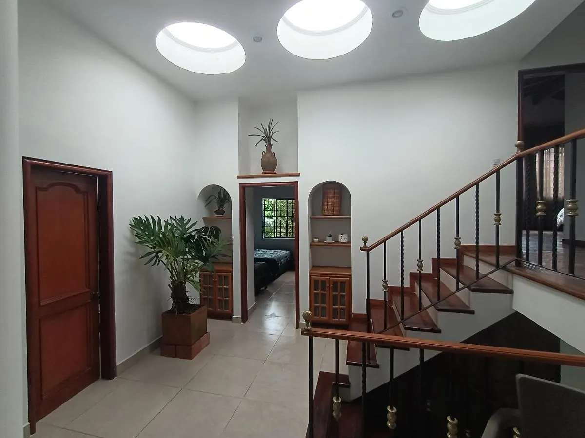 Casa Campestre Con Terraza Para 10 - San Lucas - El Poblado Medellin Holiday home